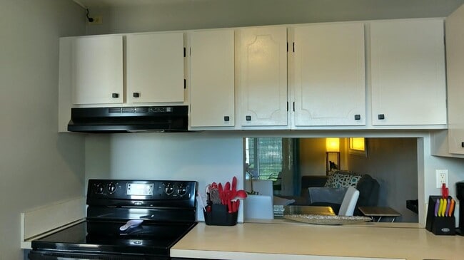 Photo - 2721 Garden Dr N Unit 202