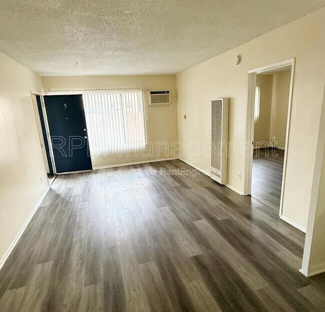 Photo - 6645 Etiwanda Ave Unidad 5