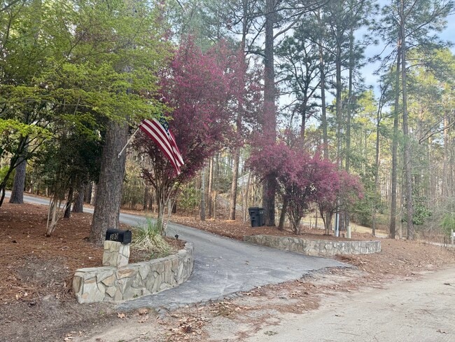 Photo - 380 N Bethesda Rd