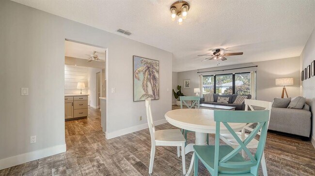 Photo - 2291 Pine View Cir