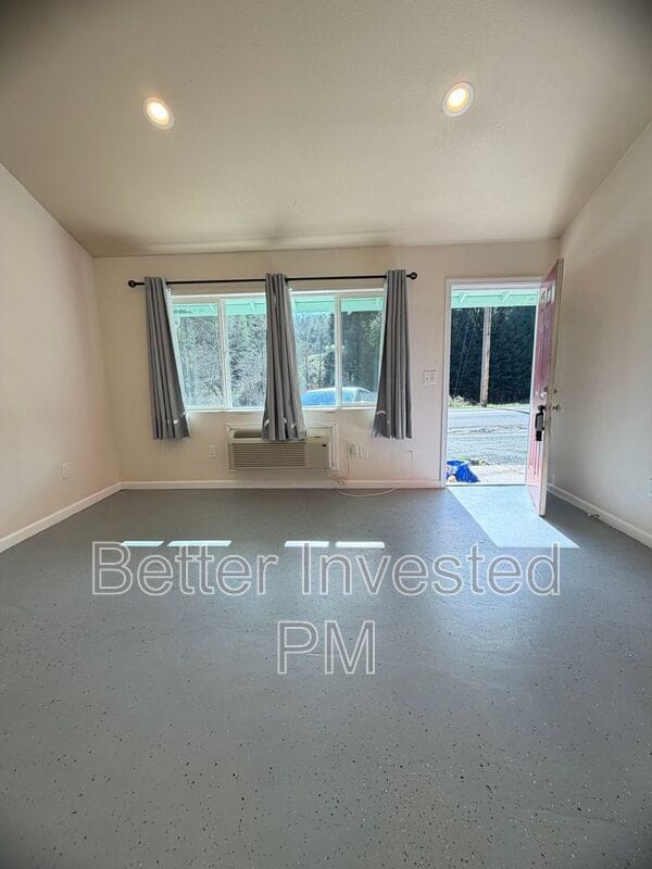 Photo - 24601 Birch St Unit D