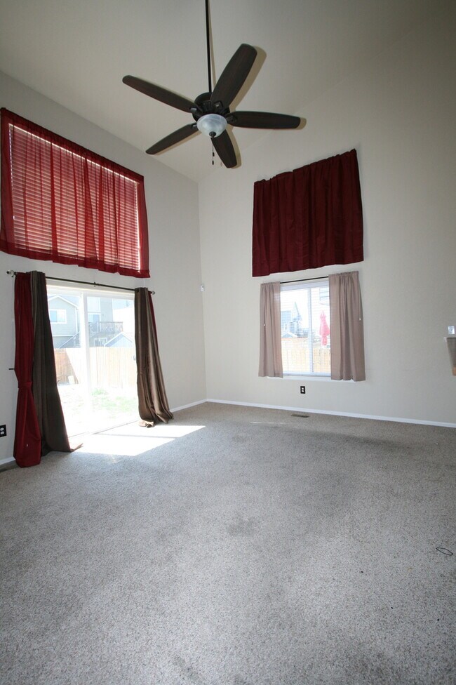 Photo - 3 Bedroom Home in Painted Sky!