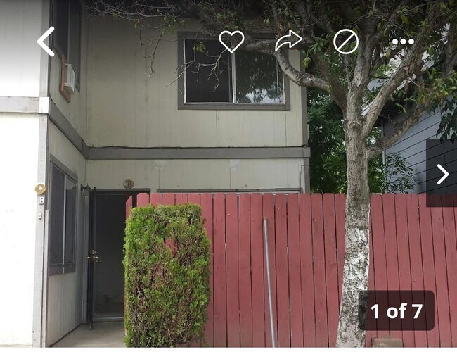 Photo - 745 S Lark Ellen Ave