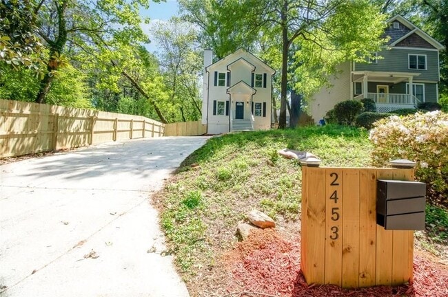 Photo - 2453 Paul Ave NW