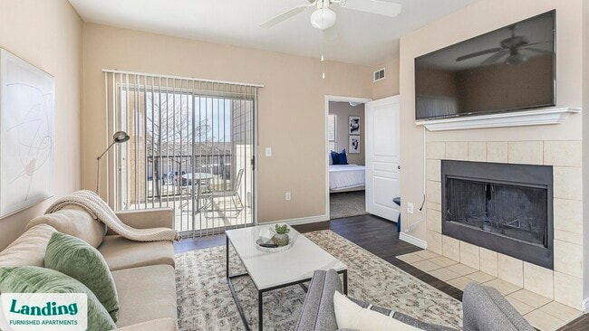 Building Photo - 1501 Westpark View Dr Rental