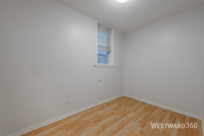 Photo - 2433 N Talman Ave Unit G