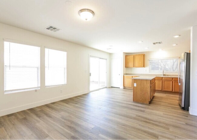 Photo - 3212 Ferdilah Ln