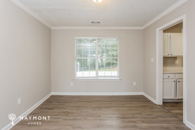 Photo - 3755 Jasmine Ln SW