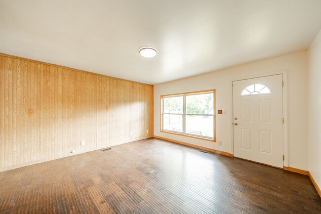 Photo - 3631 Decamp Dr