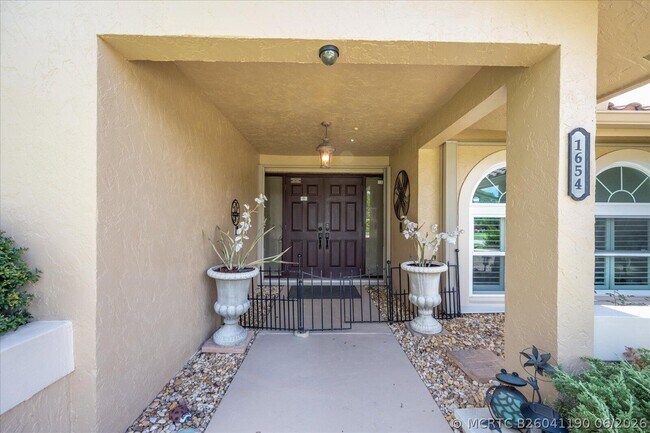 Photo - 1654 Farmington Cir
