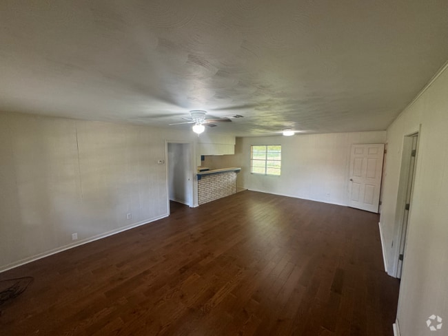 Building Photo - 285 9th St Rental