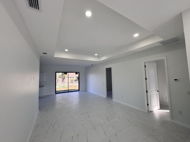 Photo - 1027 Kismet Pkwy