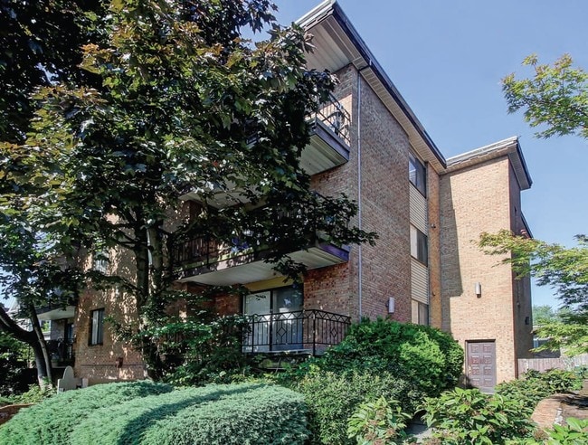 Malden House Apartments