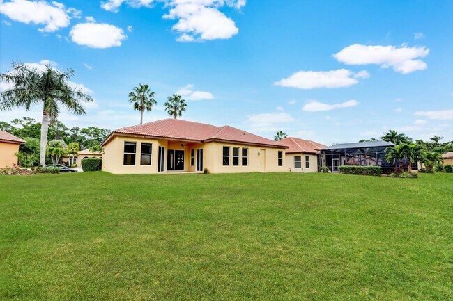 Photo - SPACIOUS 3 BEDROOM, 2 BATH +DEN IN THE VINEYARDS