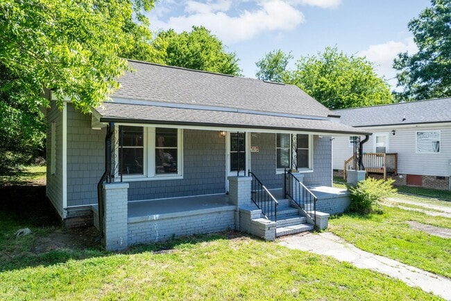 Photo - Recently Renovated Three bedroom Home!