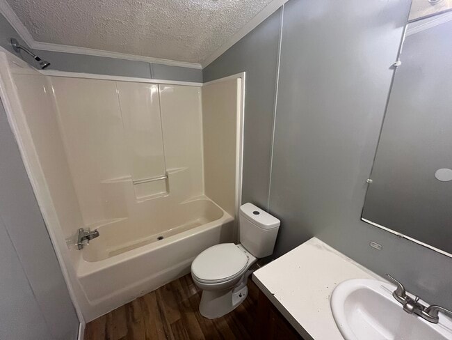 Photo - 1802 E Willard St