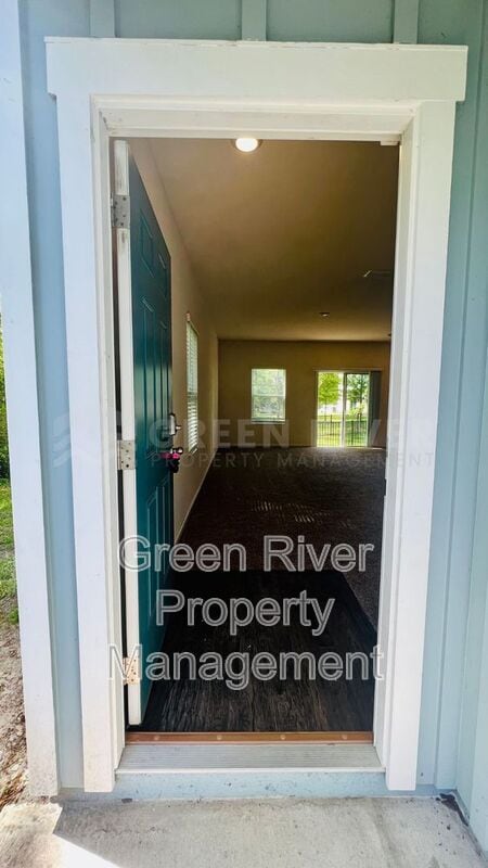 Photo - 294 Aralia Ln