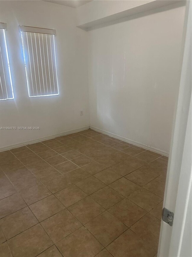 Photo - 11050 SW 196th St Unit 113