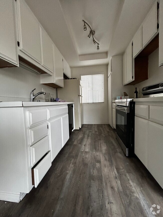 Building Photo - 6516 College Grove Dr Unit 56 Rental