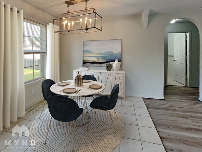 Photo - 5635 S Farm Rd 145