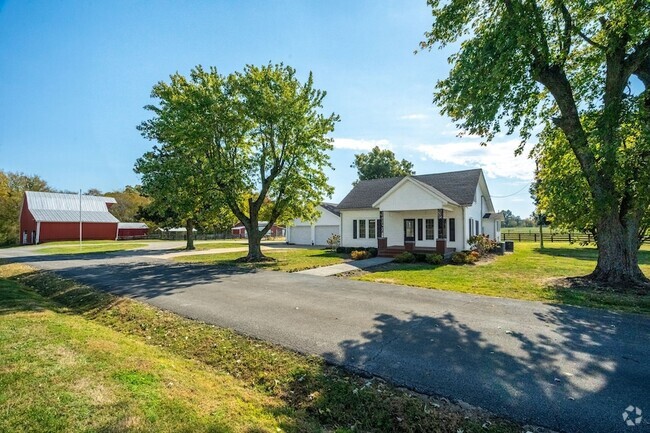 Building Photo - 4476 Clarence Murphy Rd Rental