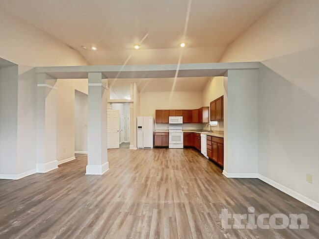 Photo - 2291 Hampton Dr