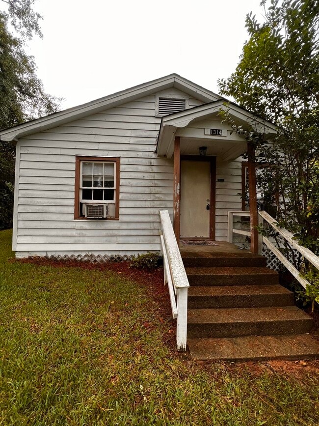 Photo - 1314 Stone Rd House