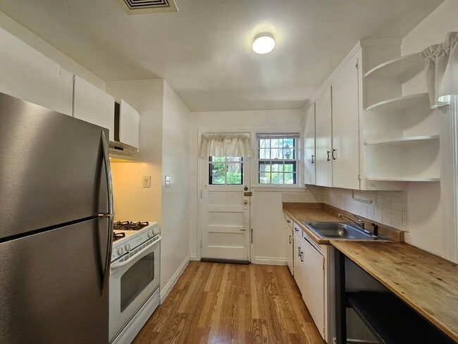Photo - 2131 S Grant St