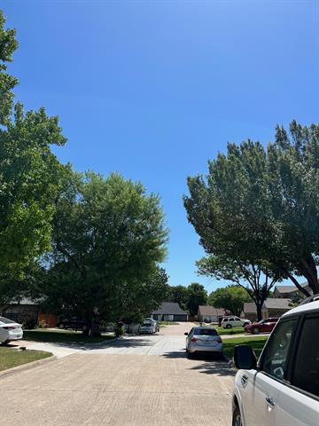 2319 Abbington Ln
