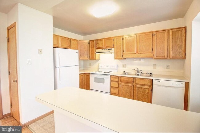 Photo - 427 Carrollton Dr