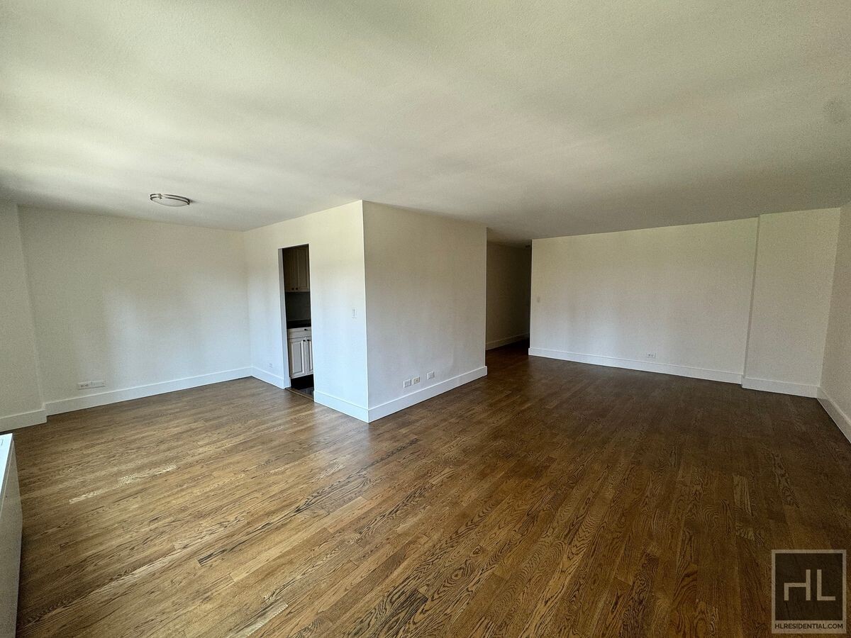 EAST 63 STREET - EAST 63 STREET Apartment Unit 12L