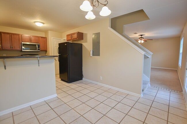 Photo - 540 Patriot Park Ct Unit B