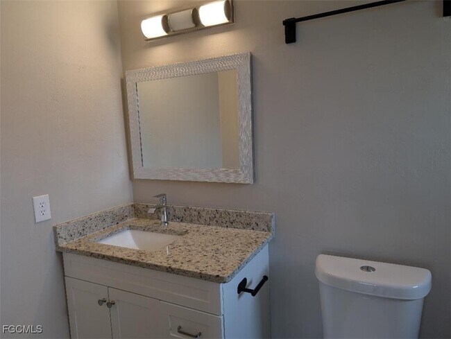 Photo - 3705 SE 9th Pl Unidad 3