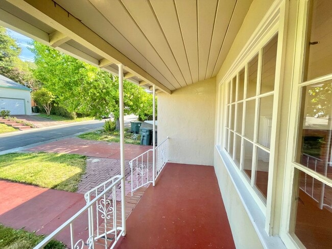 Photo - Lovely Westwood Knolls Home in great locat...