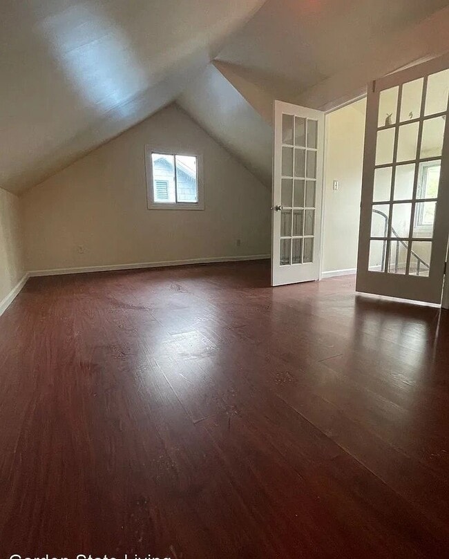 Photo - 24-26-26 Irving Ave Unit 2