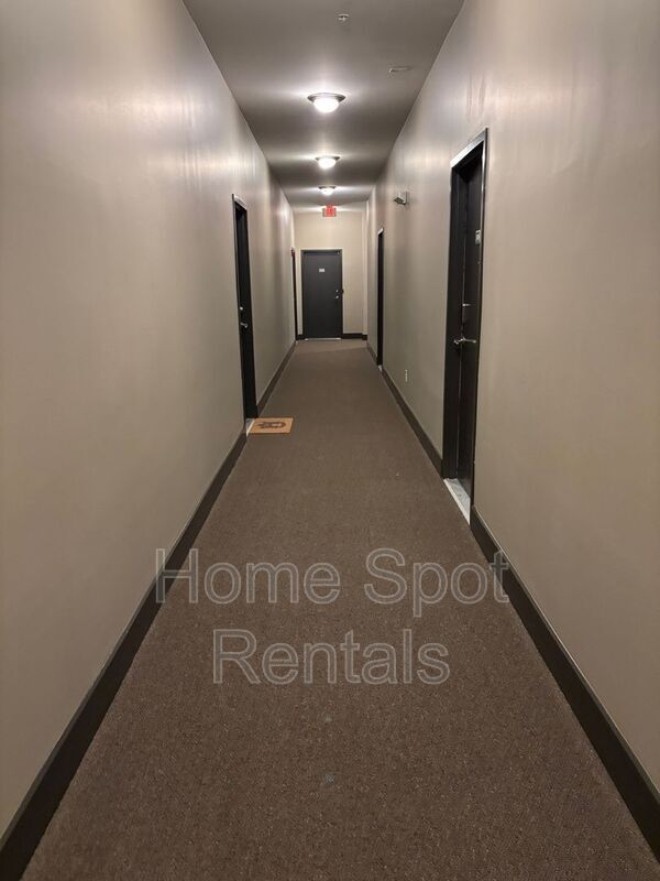 Photo - 925 Garrett St Unit #318