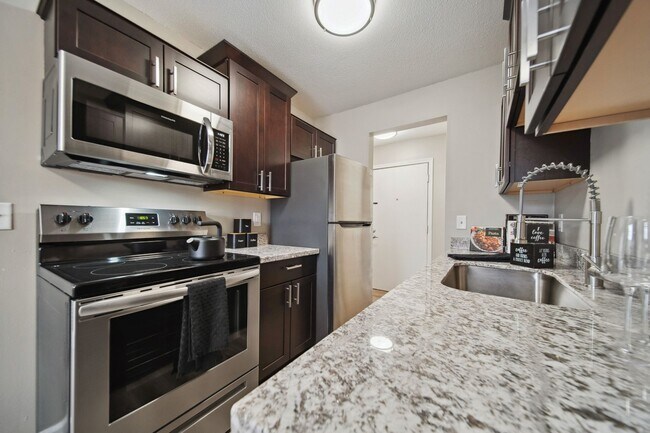 Photo - Atlas Pointe Apartments