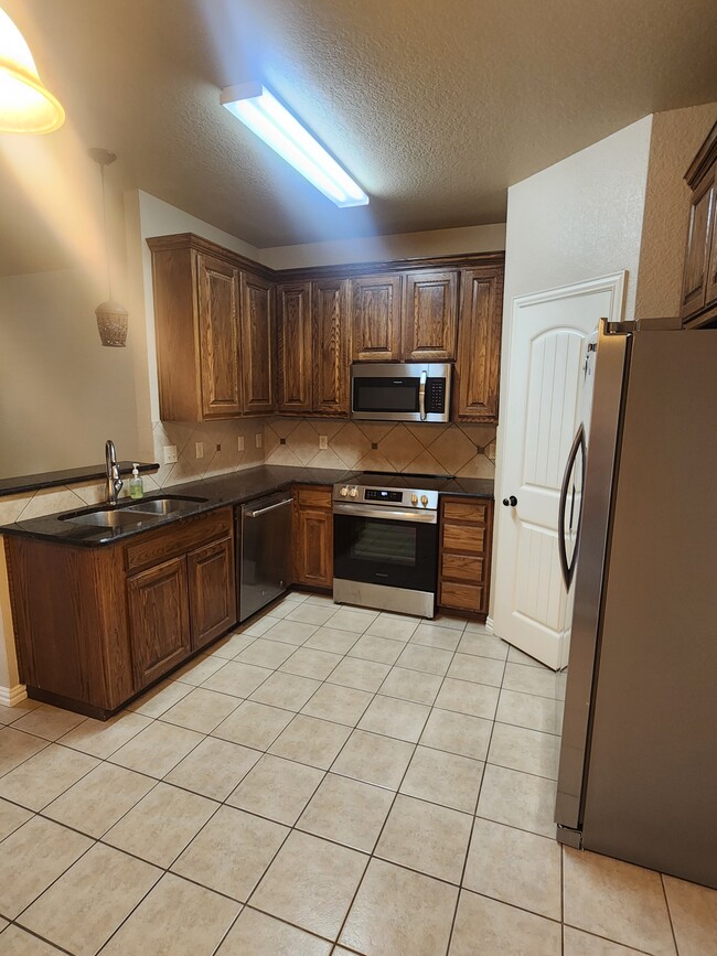 Photo - 437 Dunlap Ave