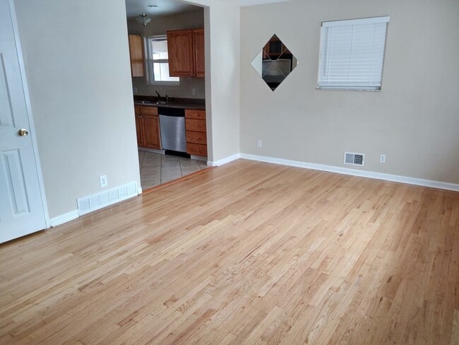 Photo - 11268 Fowler Dr