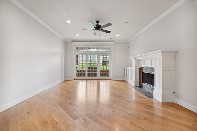 Photo - 106 S Sangamon St Unit 3S