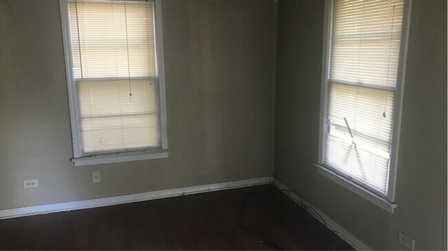 Photo - 1408 Filhiol Ave