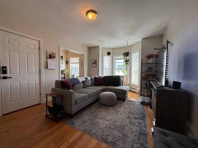 Photo - 159 Marion St Unit 3