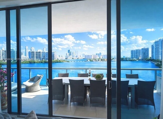 Photo - 3300 NE 188th St Unit 614