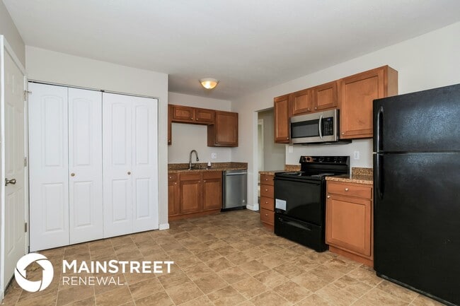 Photo - 504 Harland Dr