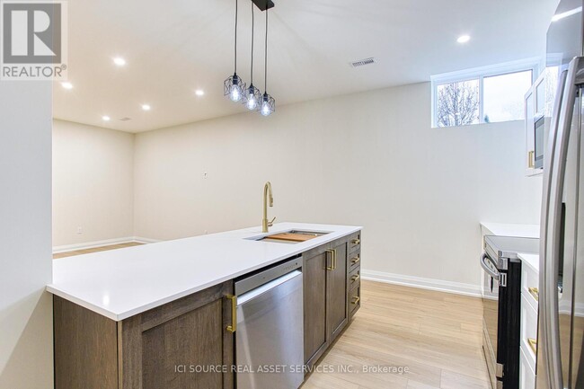 Photo - 67 Creanona Blvd