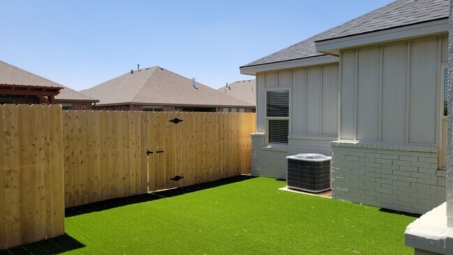 Photo - 7207 22nd Pl