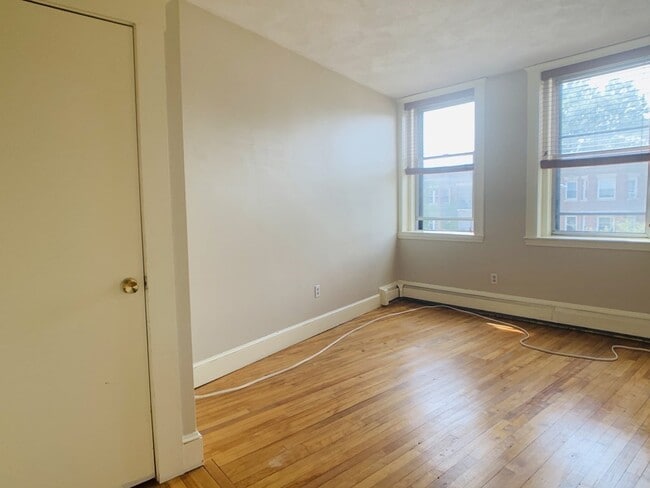 Photo - 210 Chestnut Hill Ave