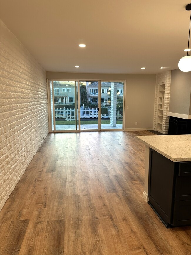 Vista al entrar al apartamento - 4659 Park Dr Unidad Waterfront One Bedroom
