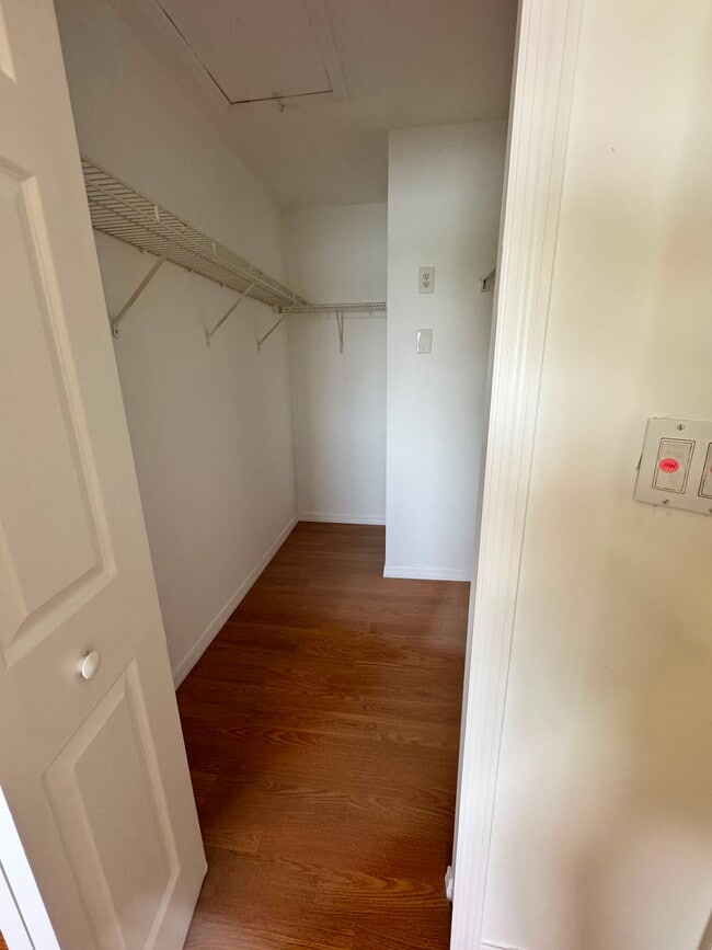 Photo - 3415 NE 9th Dr Unit #202