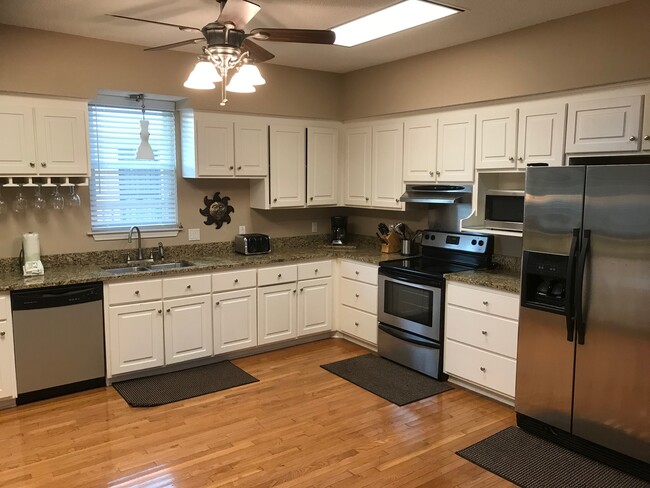 Photo - 1329 W Lagoon Ave